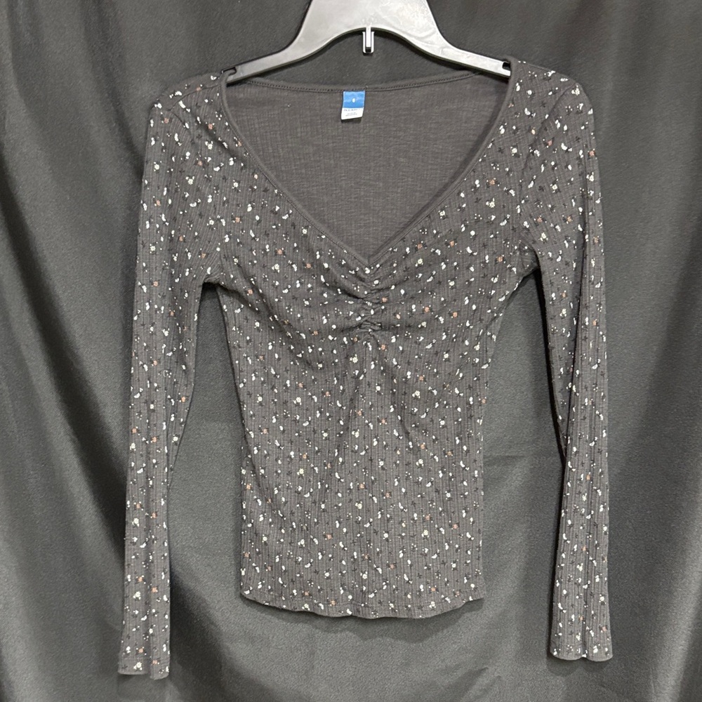 Old Navy Charcoal Floral Long Sleeve Top